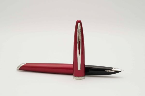 Waterman-Carene-Glossy-Red-2.jpg
