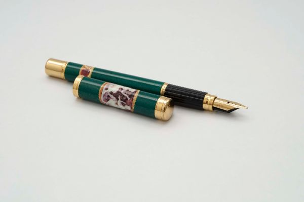 Waterman-Lady-Anastasia-Green-Lacquer-3.jpg
