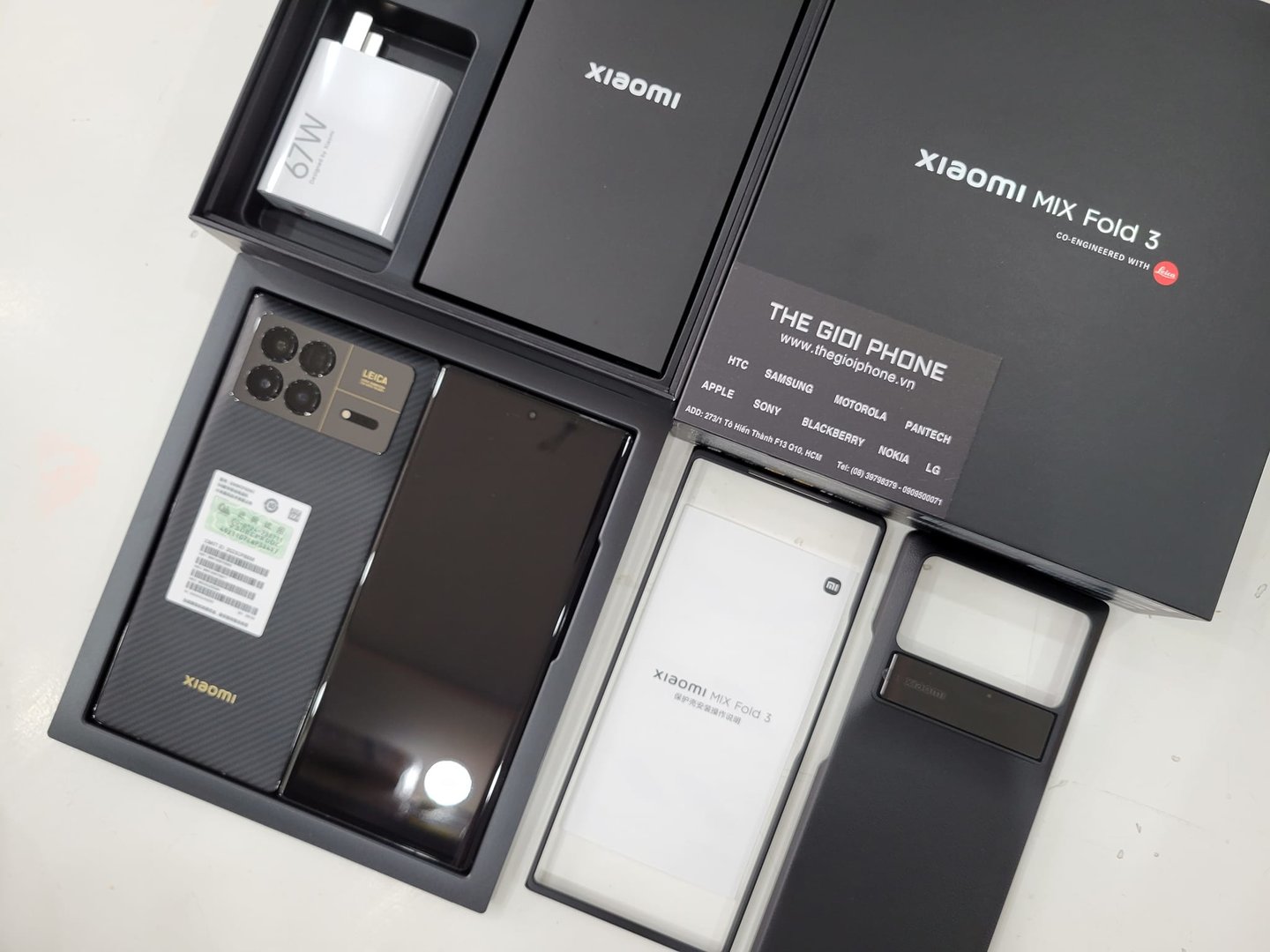 Xiaomi Mix Fold 3 carbon 6.jpg