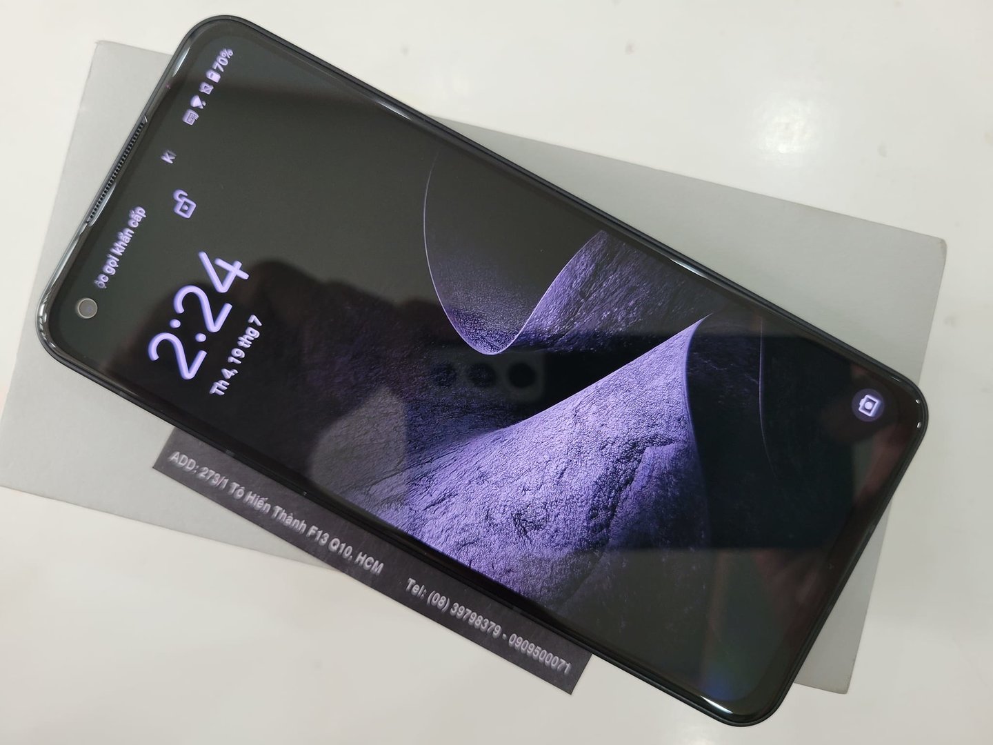 Zenfone 10 xanh la 1.jpg