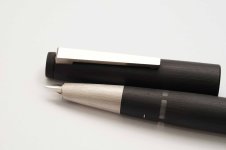 Lamy-2000-Matte-Black-4.jpg