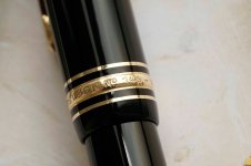 Montblanc-Meisterstuck-146-Classic-Black-Resin-3.jpg