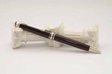 Montblanc-Meisterstuck-Classique-Le-Petit-Prince-Aviator-Ballpoint-Pen-1.jpg
