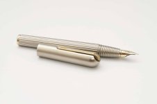 Lamy-Persona-Titanium-3.jpg