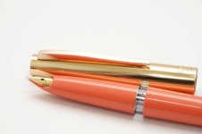 Pilot-Super-100V-Orange-Gold-Cap-4.jpg