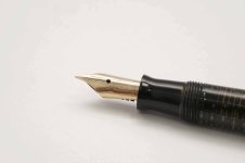 Parker-Vacumatic-Brown-Pearl-Small-Size-3.jpg