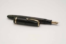 Parker-Vacumatic-Brown-Pearl-Small-Size-2.jpg