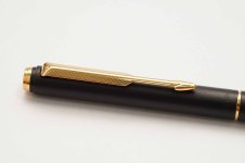 Parker-Arrow-Matte-Black-2.jpg