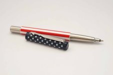 Parker-Vector-American-Flag-Rollerball-2.jpg