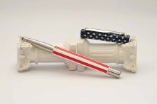 Parker-Vector-American-Flag-Rollerball-1.jpg