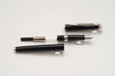 Waterman-Hemisphere-Lacquer-Black-5.jpg