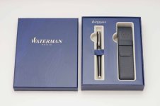 Waterman-Hemisphere-Lacquer-Black-2.jpg