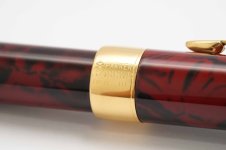 Parker-Sonnet-Premier-Red-Marble-Lacquer-3.jpg