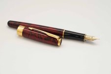 Parker-Sonnet-Premier-Red-Marble-Lacquer-2.jpg