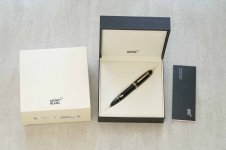 Montblanc-Meisterstuck-149-Classic-Black-Resin-1.jpg