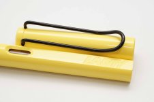 Lamy-Safari-Line-Friends-Sally-Special-Edition-5.jpg