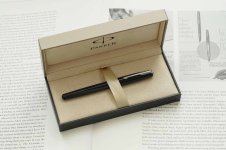 Parker-Sonnet-07-Black-Lacquer-CT-Rollerball-1.jpg