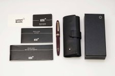 Montblanc-Meisterstuck-Le-Grand-147-Traveller-Bordeaux-2.jpg