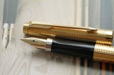 Parker-75-Cisele-Gold-Plated-4.jpg