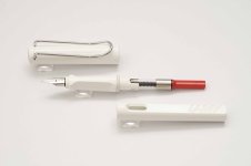 Lamy-Safari-White-Panda-Gift-Set-5.jpg