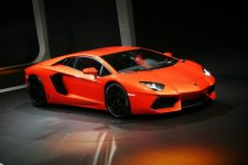 Lamborghini-Aventador-LP7004-60.jpg