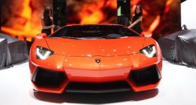 Lamborghini-Avent-1.jpg
