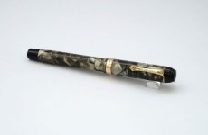 Sheaffer-WASP-Green-Marble-7.jpg