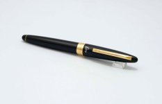 Pilot-Custom-Elite-Black-Axis-5.jpg