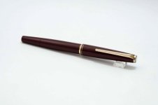 Montblanc-Classic-320-Bordeaux-5.jpg