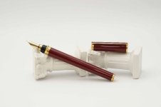 STDupont-Montparnasse-Red-Lacquer-Gold-Plated-1.jpg