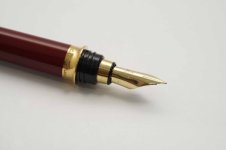 STDupont-Montparnasse-Red-Lacquer-Gold-Plated-4.jpg