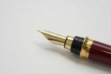 STDupont-Montparnasse-Red-Lacquer-Gold-Plated-6.jpg
