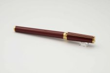 STDupont-Montparnasse-Red-Lacquer-Gold-Plated-7.jpg