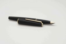 Montblanc-220-Classic-Matte-Black-3.jpg