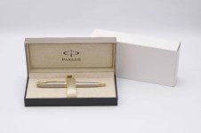 Parker-Sonnet-2007-Stainless-Steel-Ballpoint-Pen-2.jpg