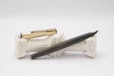 Parker-61-Grey-12K-Gold-Filled-Cap-1.jpg