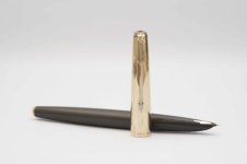 Parker-61-Grey-12K-Gold-Filled-Cap-2.jpg