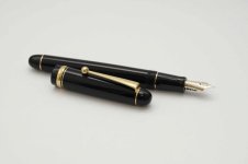 Pilot-Custom-74-Black-2.jpg