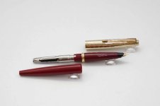 Parker-45-Custom-Burgundy-Rolled-Gold-Cap-3.jpg