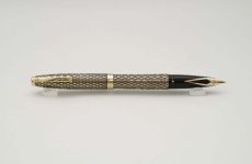 Sheaffer-Imperial-Sovereign-Gold-Fill-Diamond-Design-7.jpg