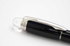 Montblanc-Starwalker-Platinum-Black-Resin-4.jpg