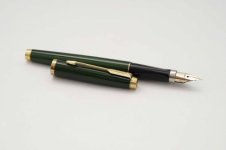 Parker-75-Malachite-Green-Lacquer-3.jpg