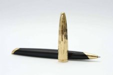 Waterman-Carene-Essential-Black-Gold-Rollerball-3.jpg