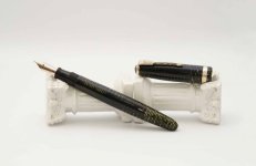 Parker-Vacumatic-Brown-Pearl-1.jpg