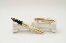 Sheaffer-Imperial-797-Gold-Electroplated-1.jpg