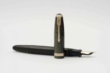 Parker-Vacumatic-Green-Pearl-2.jpg