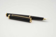 ST-Dupont-Black-Lacquer-De-Chine-2.jpg