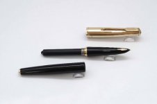Parker-61-Black-Gold-Filled-Cap-3.jpg