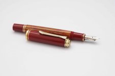 Pelikan-Souveran-M600-Tortoiseshell-Red-3.jpg