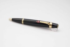 Montblanc-Boheme-Rouge-Ballpoint-Pen-5.jpg